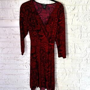 Beautiful Red and black dress size 14P